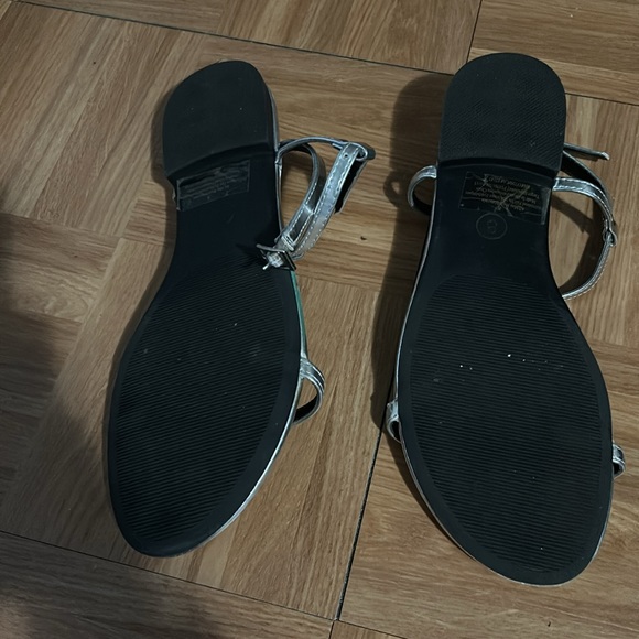 EUC silver sandal. - Picture 5 of 5